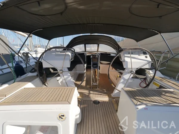 Hanse 455 - Yacht Charter Sailica