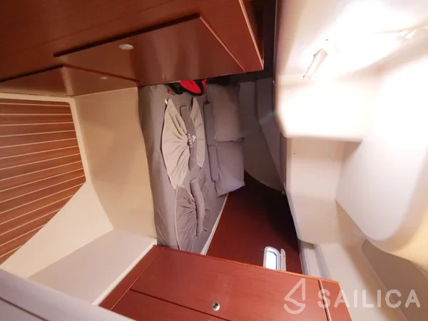 Hanse 455 - Yacht Charter Sailica