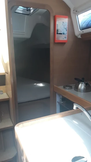 Dufour 350 GL - Yacht Charter Sailica