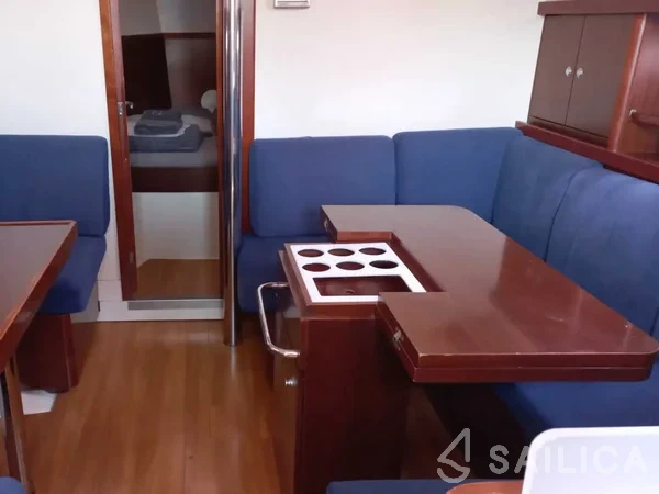 Hanse 375 - Yacht Charter Sailica