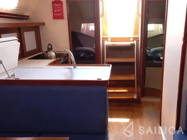Hanse 375 - Yacht Charter Sailica