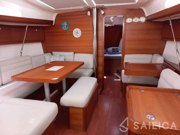 Dufour 410 GL - Yacht Charter Sailica