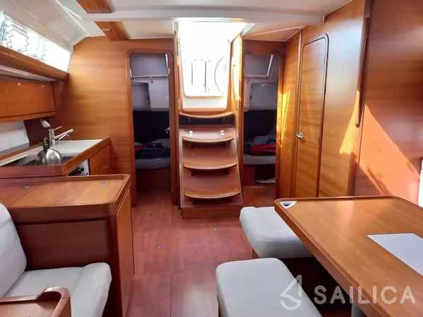 Dufour 410 GL - Yacht Charter Sailica