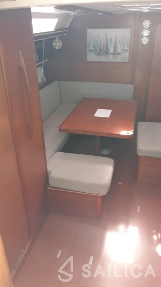 Dufour 450 GL - Yacht Charter Sailica