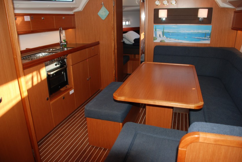 Bavaria 41 Cruiser - Yacht Charter Sailica
