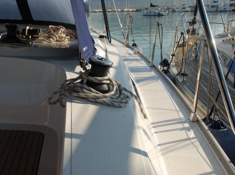 Bavaria 41 Cruiser - Yacht Charter Sailica