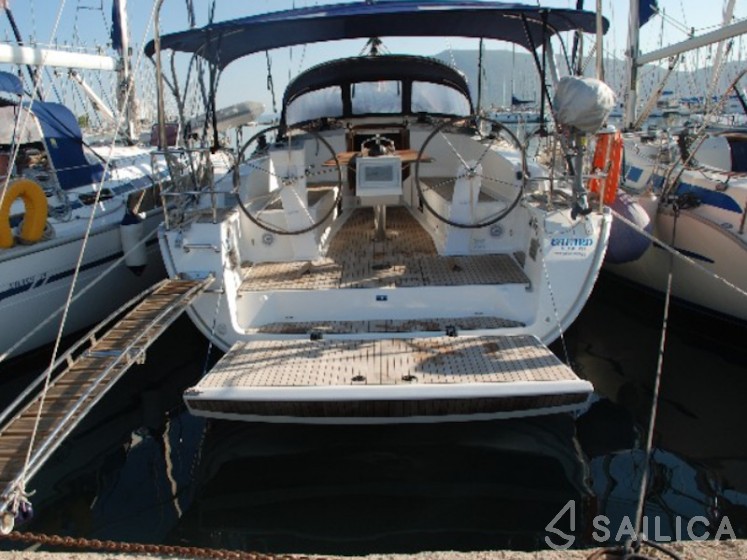 Bavaria 41 Cruiser - Yacht Charter Sailica