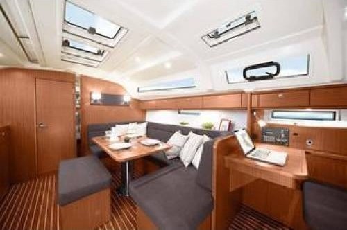Bavaria 41 Cruiser - Yacht Charter Sailica