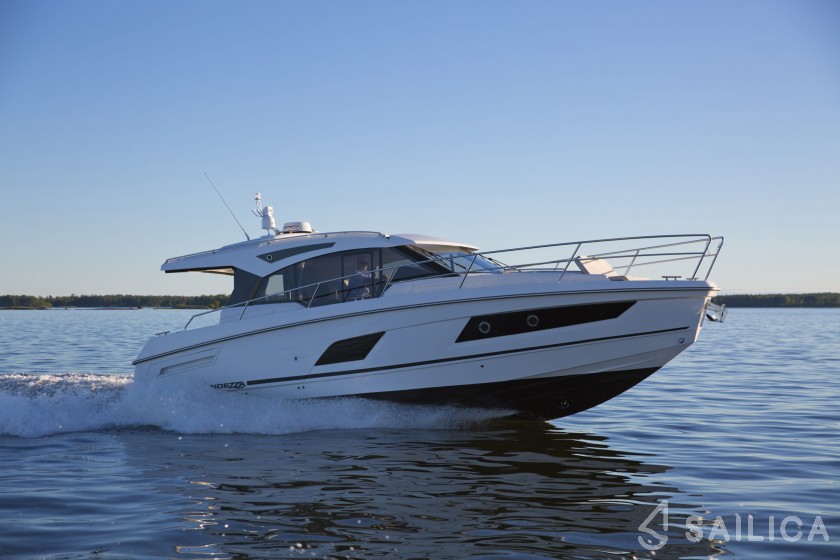 Grandezza 37CA - Yacht Charter Sailica