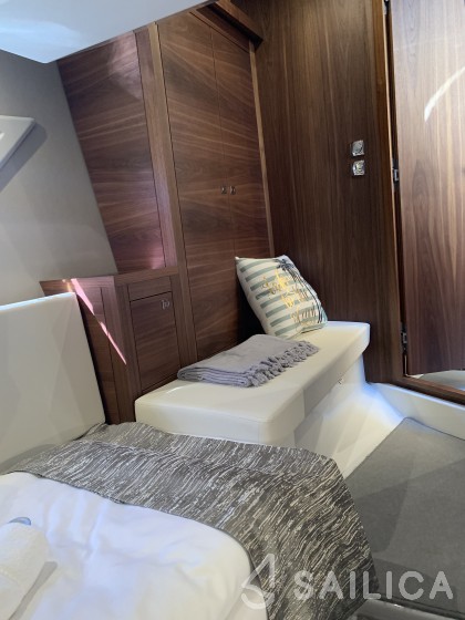 Grandezza 37CA - Yacht Charter Sailica