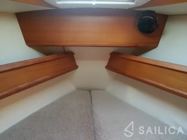 Oceanis 473 - Yacht Charter Sailica