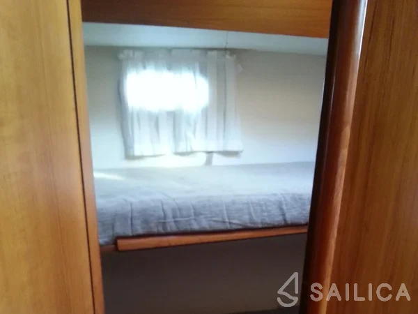 Oceanis 473 - Yacht Charter Sailica