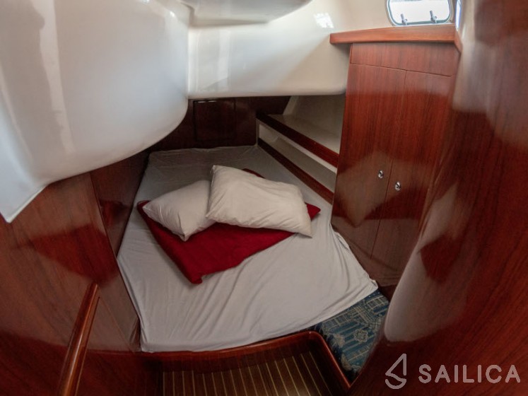 Ocean Star 51.2 - Yacht Charter Sailica