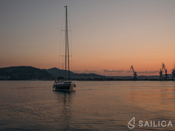 Ocean Star 51.2 - Yacht Charter Sailica