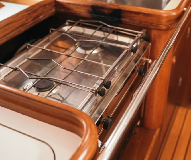Oceanis 411 Clipper - Yacht Charter Sailica