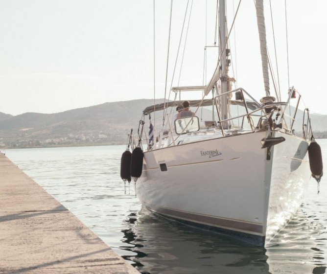 Oceanis 411 Clipper - Yacht Charter Sailica