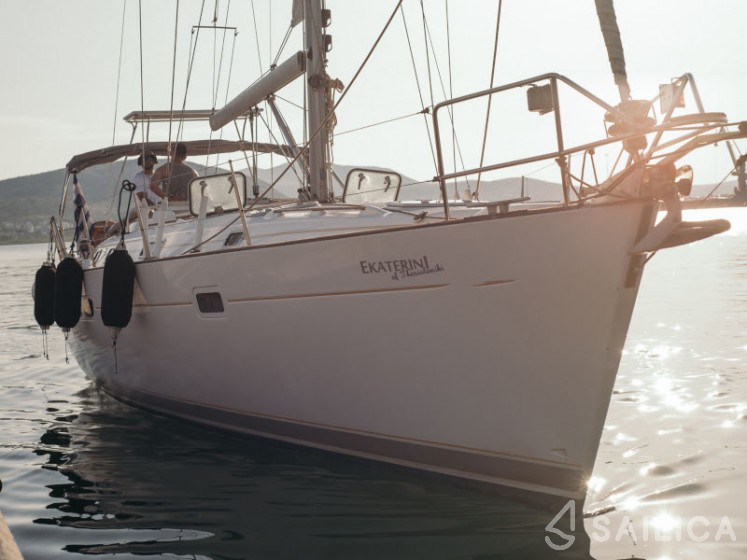 Oceanis 411 Clipper - Yacht Charter Sailica