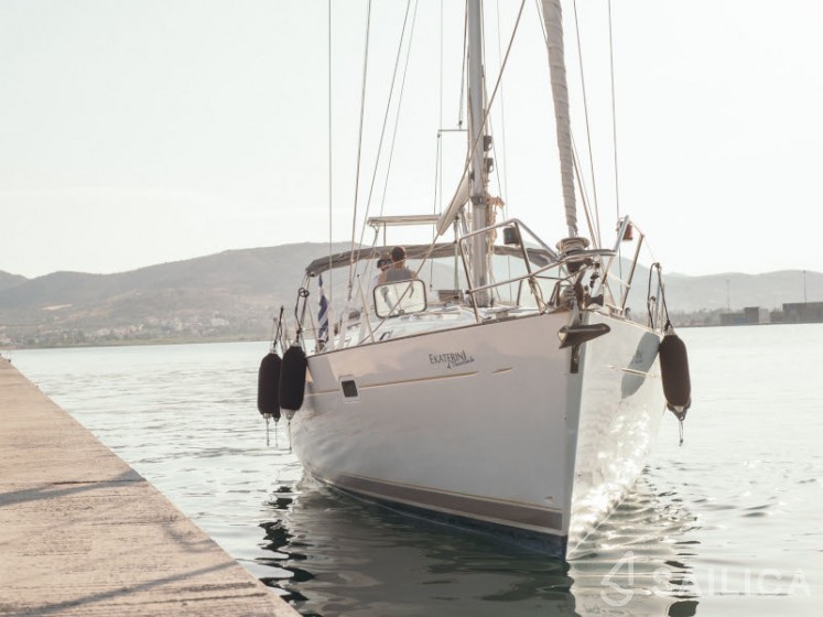 Oceanis 411 Clipper - Yacht Charter Sailica