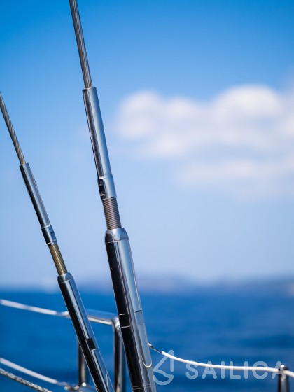 Sunreef 50 - Yacht Charter Sailica