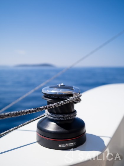 Sunreef 50 - Yacht Charter Sailica