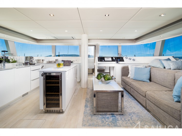 Sunreef 50 - Yacht Charter Sailica