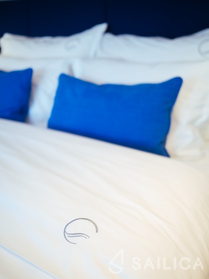 Sunreef 50 - Yacht Charter Sailica