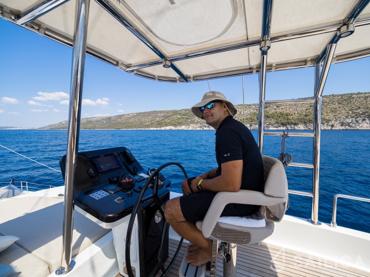 Sunreef 50 - Yacht Charter Sailica