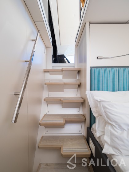 Sunreef 50 - Yacht Charter Sailica