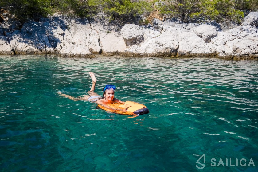 Sunreef 50 - Yacht Charter Sailica