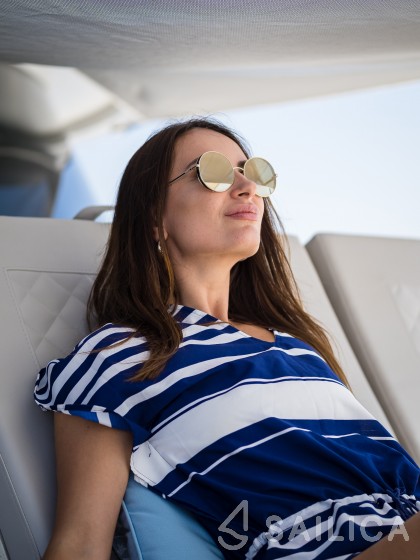 Sunreef 50 - Yacht Charter Sailica