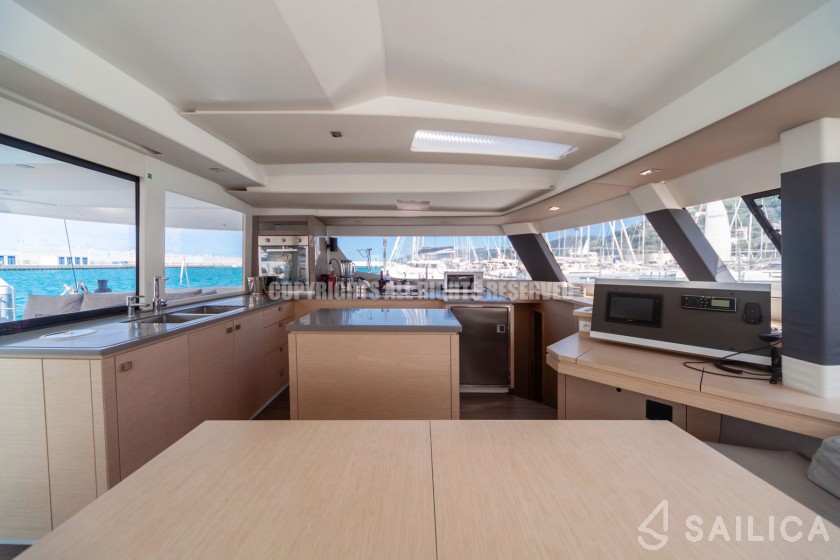 Saba 50 - Yacht Charter Sailica