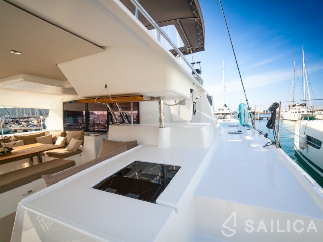 Saba 50 - Yacht Charter Sailica