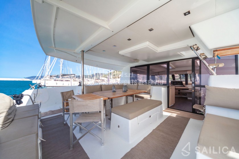Saba 50 - Yacht Charter Sailica