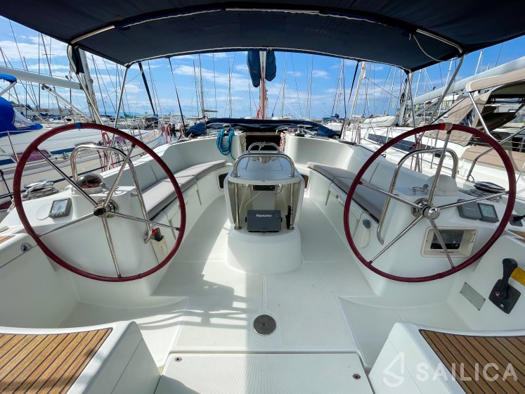 Sun Odyssey 44i - Yacht Charter Sailica