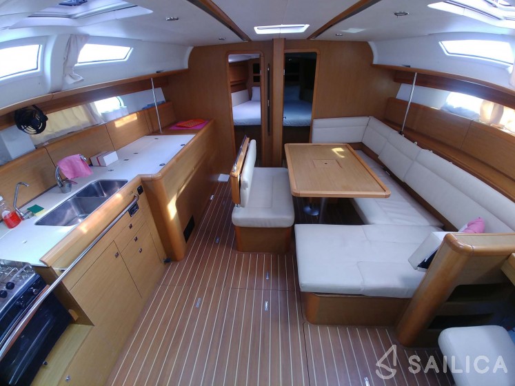 Sun Odyssey 44i - Yacht Charter Sailica