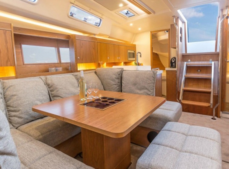 Hanse 455 - Yacht Charter Sailica