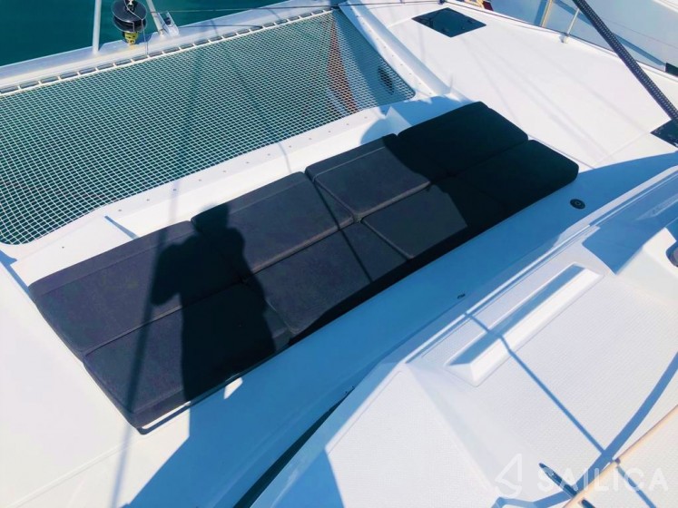 Elba 45 - Yacht Charter Sailica