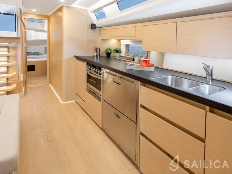 Hanse 508 - Yacht Charter Sailica