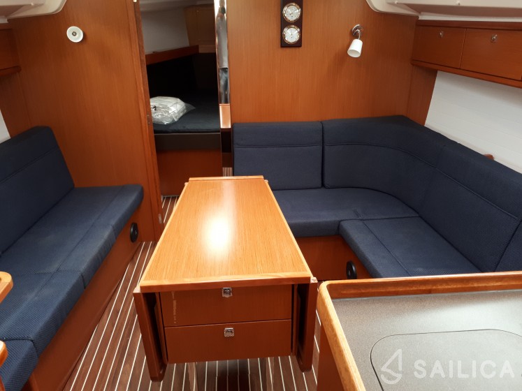 Bavaria 37 Cruiser - Yacht Charter Sailica