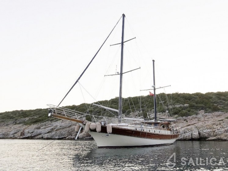 Gulet - Yacht Charter Sailica