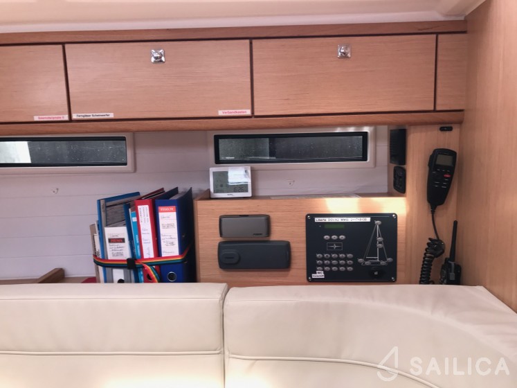 Bavaria Cruiser 46 - Yacht Charter Sailica