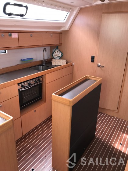 Bavaria Cruiser 46 - Yacht Charter Sailica