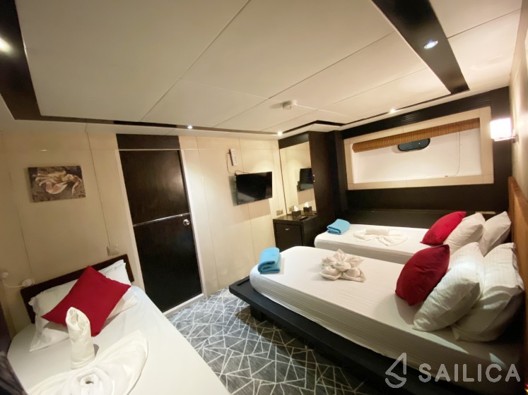 Motoryacht - Yacht Charter Sailica