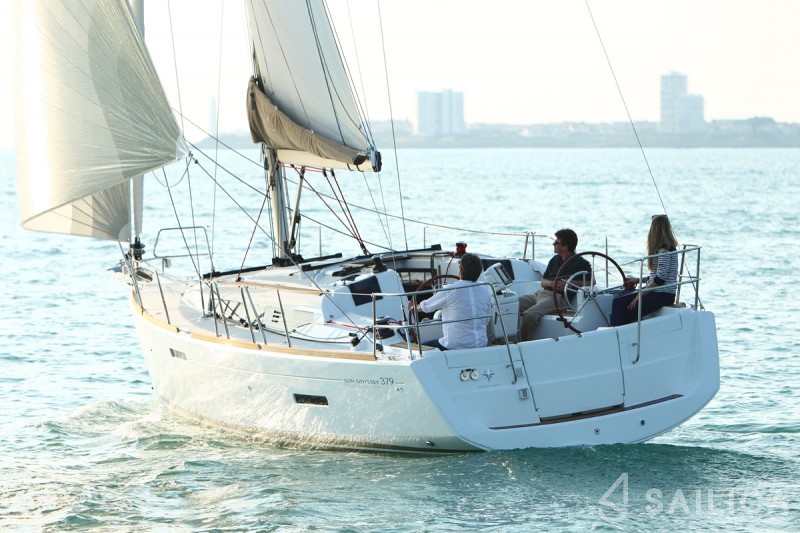 Sun Odyssey 379 - Yacht Charter Sailica