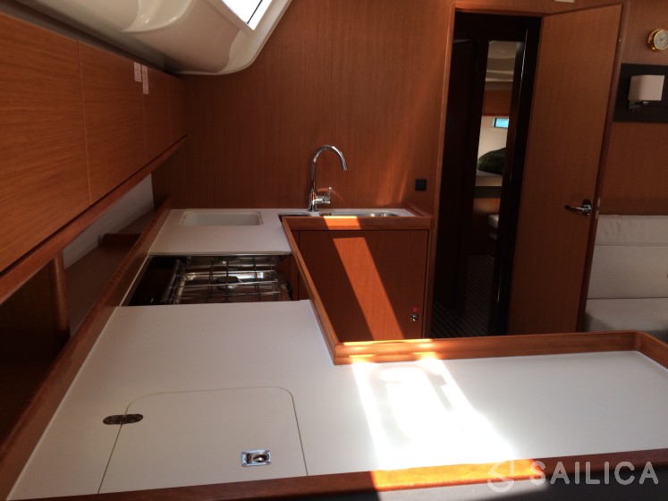 Bavaria 51 Cruiser - Yacht Charter Sailica