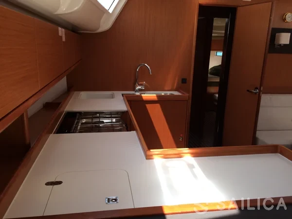 Bavaria 51 Cruiser - Yacht Charter Sailica