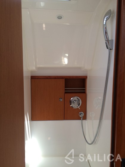 Bavaria 51 Cruiser - Yacht Charter Sailica