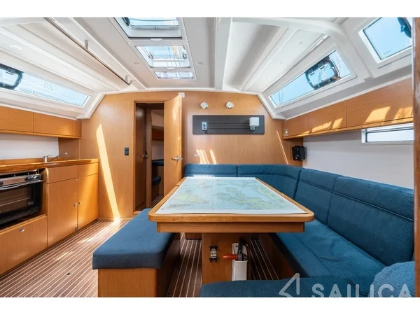 Bavaria 46 Cruiser - Yacht Charter Sailica