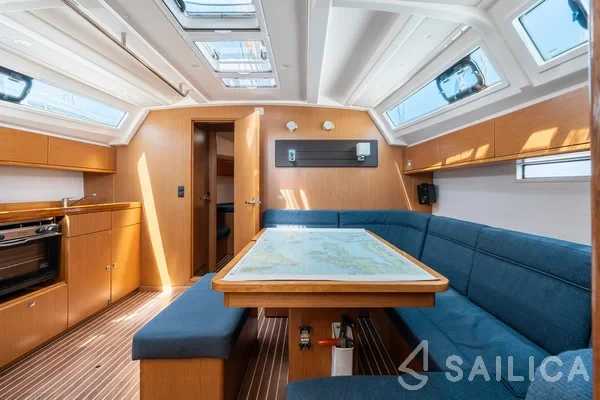Bavaria 46 Cruiser - Yacht Charter Sailica