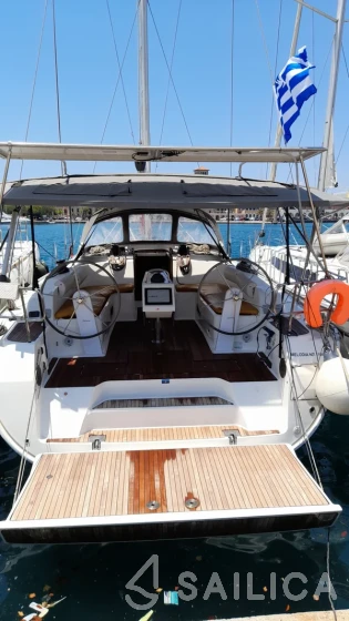 Bavaria 46 Cruiser - Yacht Charter Sailica